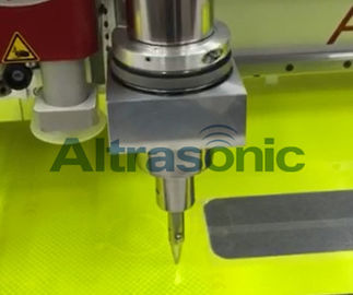 30KHz ultrasone Snijmachine met Titanium/Vervangbaar Blad