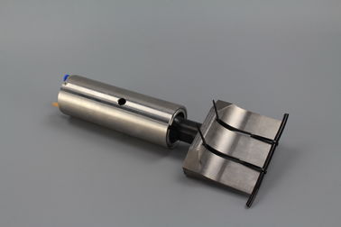 Het Blad500w Ultrasone Snijder van de titaniumlegering voor Rubberproducten Automobielindustrie